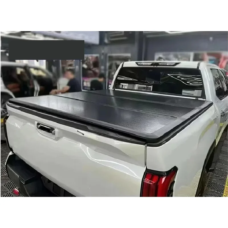 

Best Selling Quality Retractable Tri Fold Pickup Truck Bed Trunk Cover for Titan