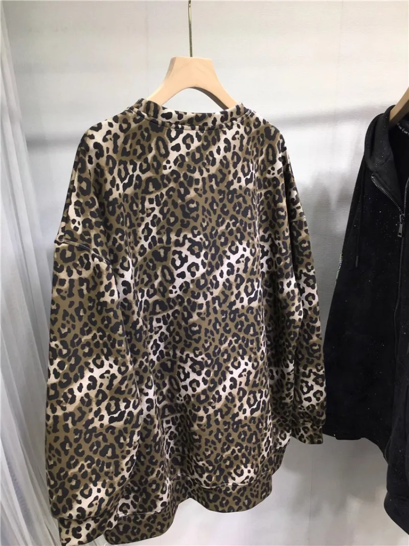 Mulheres Diamante brocas moletons dos desenhos animados, Hoodies de mangas compridas, estampa de leopardo, solto, médio, fino, Tees extragrandes,