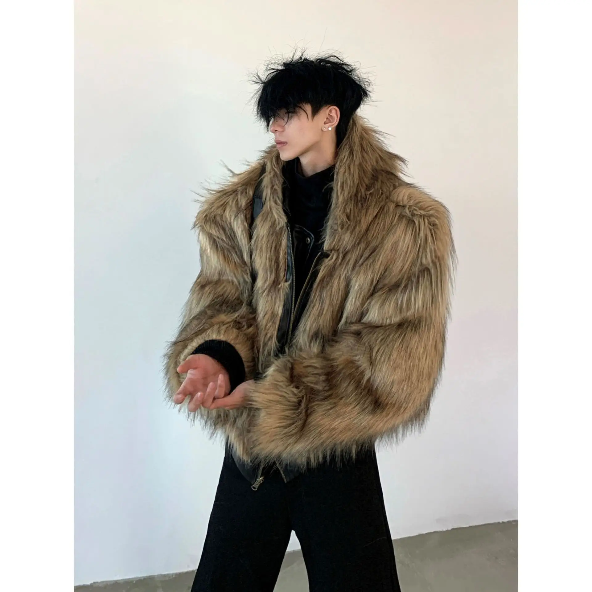 

2025 New Winter High-end Fashionable PU Leather Jacket Men's Fur One-piece Faux Fur Hooded Coat Thickened for Warmth