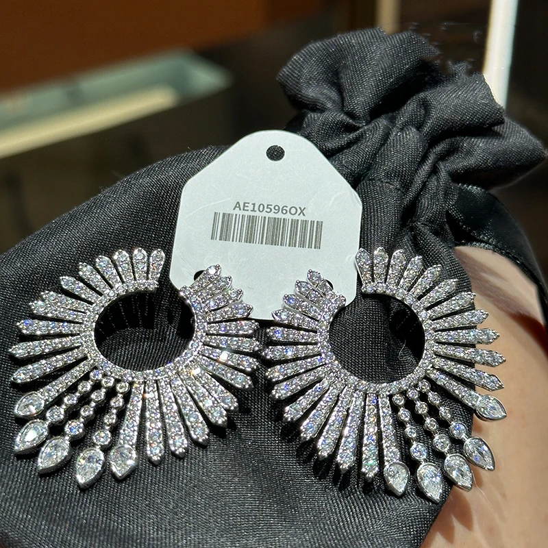 Fashionable luxurious C-shaped show exaggerated earrings for women advanced large hoop shiny jewelry
