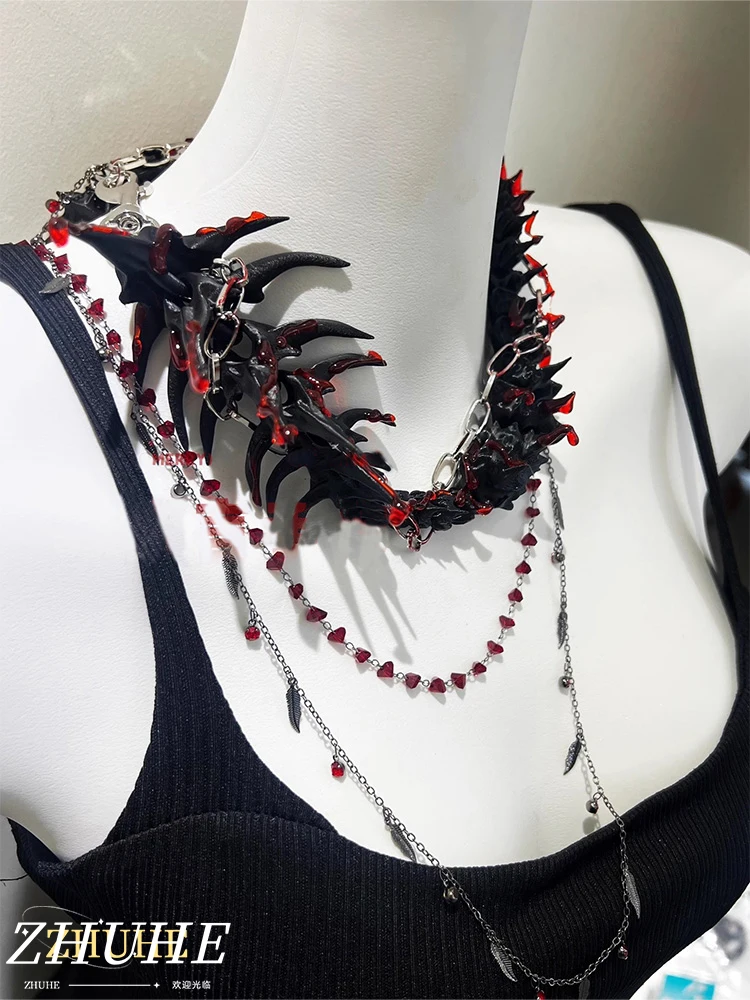 

ZHUHE Spine Beaded Necklace In Neo-Gothic Style Is A Jewelry Accessory For Men And Women As A Party Gift