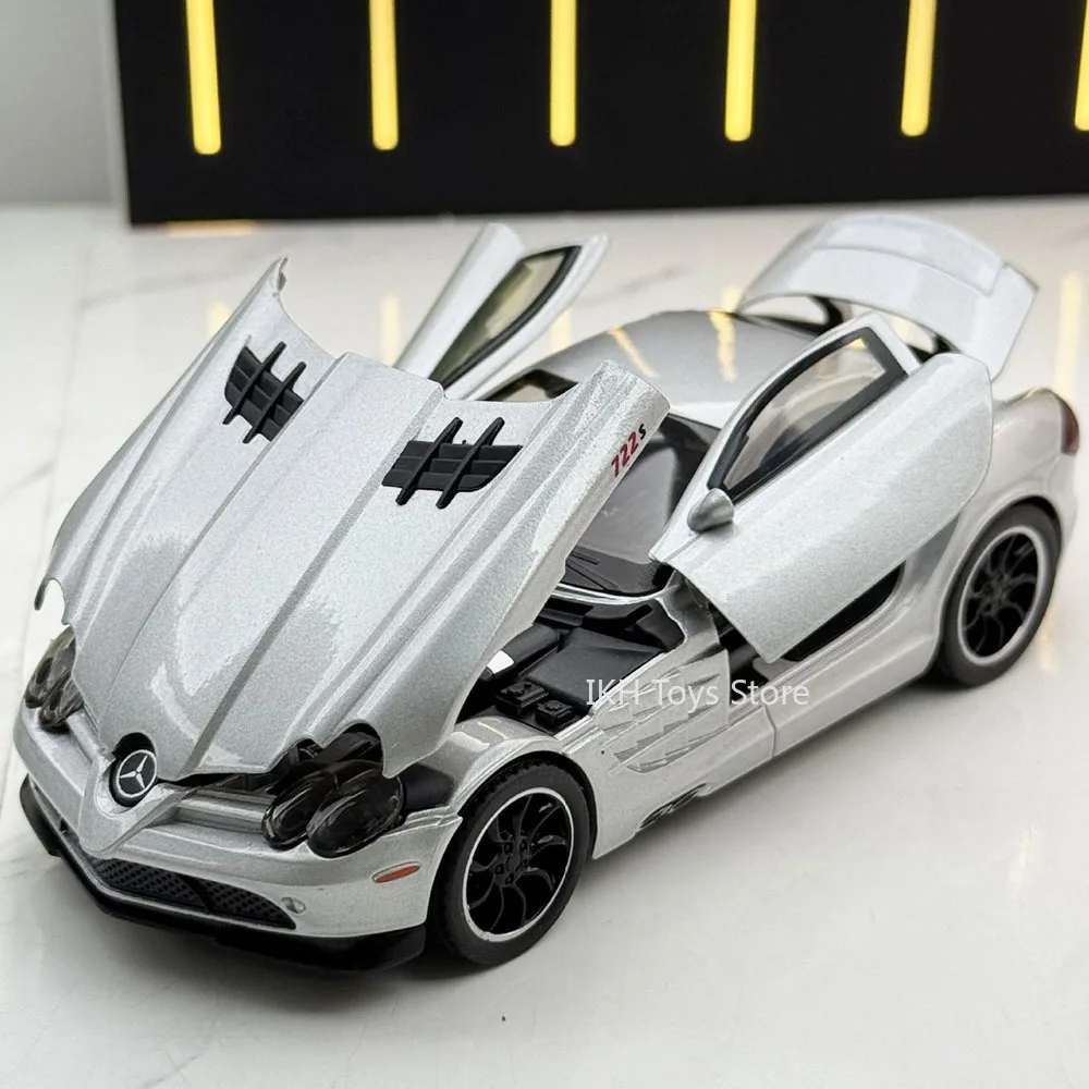 

1:32 Scale SLR 772S GT Model Supercar Toys Alloy Diecast Sound Light Doors Opened Pull Back Simulation Sports Car for Kids Gifts