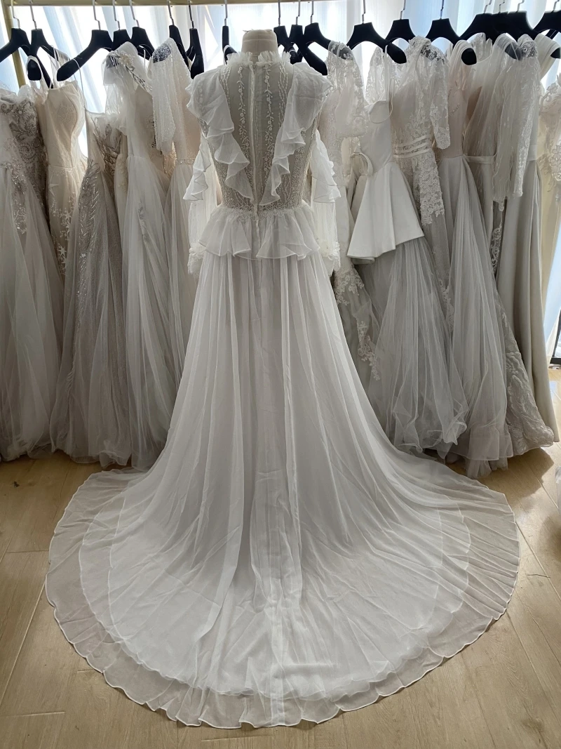 Женское платье с длинным шлейфом CloverBridal, недорогое платье с открытыми плечами и длинными рукавами из бисера и шифона, расширяющееся книзу, с высоким воротником и оборками, 333