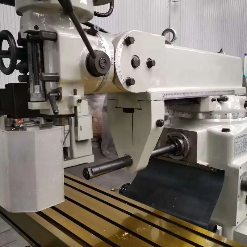 XQ6332 Vertical CNC Milling Hine Economical Reliable With Semi-Closed Design High Precision And Safe For Secure Work