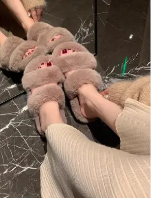 Drop Shipping Cute Girls Beige Apricot Black Soft Fur Double Line Slip On Slippers Ladies Outdoor Warming Comfortable Shoes