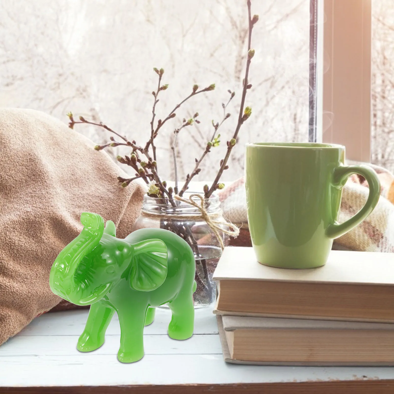 

Elephant Decor Resin Creative Desktop Statue Office Lucky Wealth Shelf Ornament for Home Small Resin Elephant Decoration