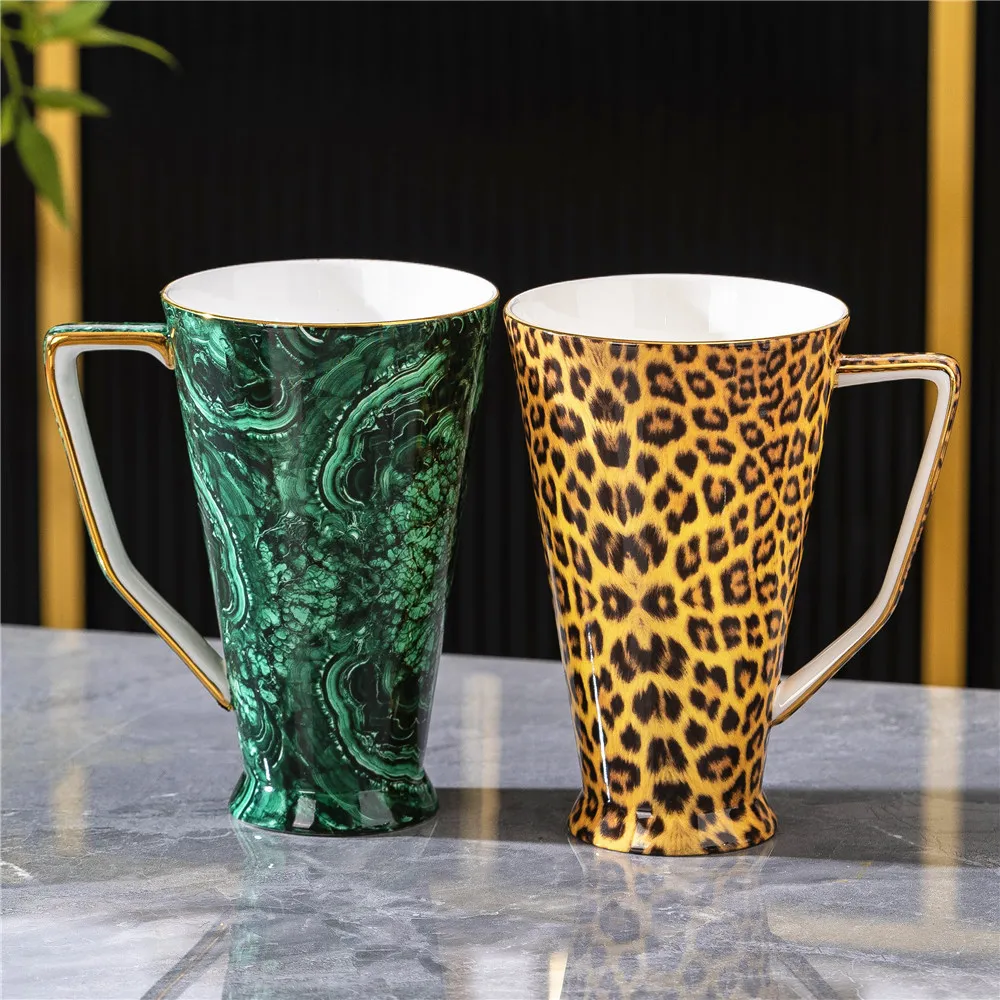 ‌Leopard Print Bone China Large Flared Mug, Gold Rim Large Capacity Coffee Milk Tea Beer Juice Water Cup for Home Office Party‌
