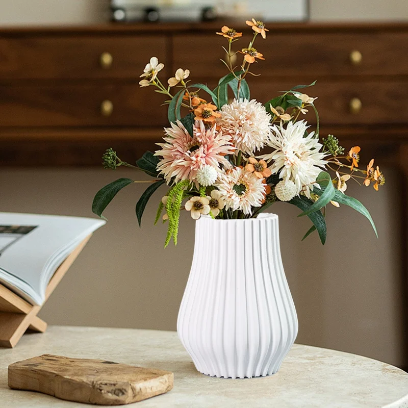 Creative New Stripe Vase Gypsum Silicone Mold DIY Handmade Flower Arrangement Vase Plaster Resin Molds Home Decoration Tools