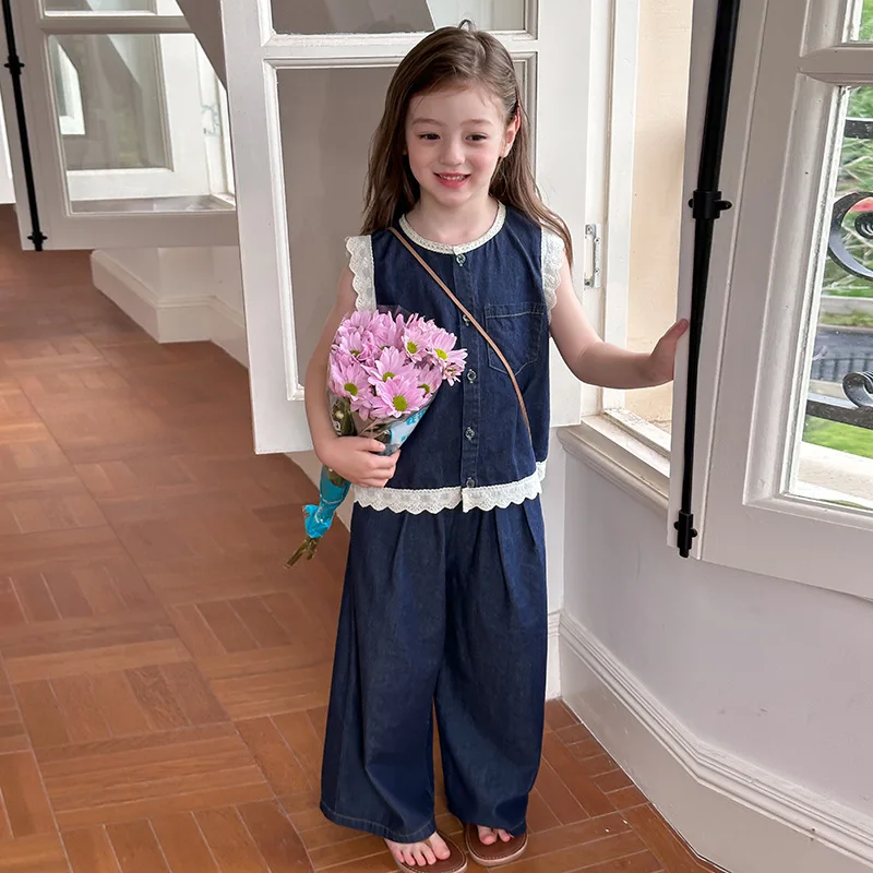 

2025 Girls' Summer New Set Cowboy Sleeveless Top with Lace Edge Splicing Wide Leg Pants, Korean Style Cute