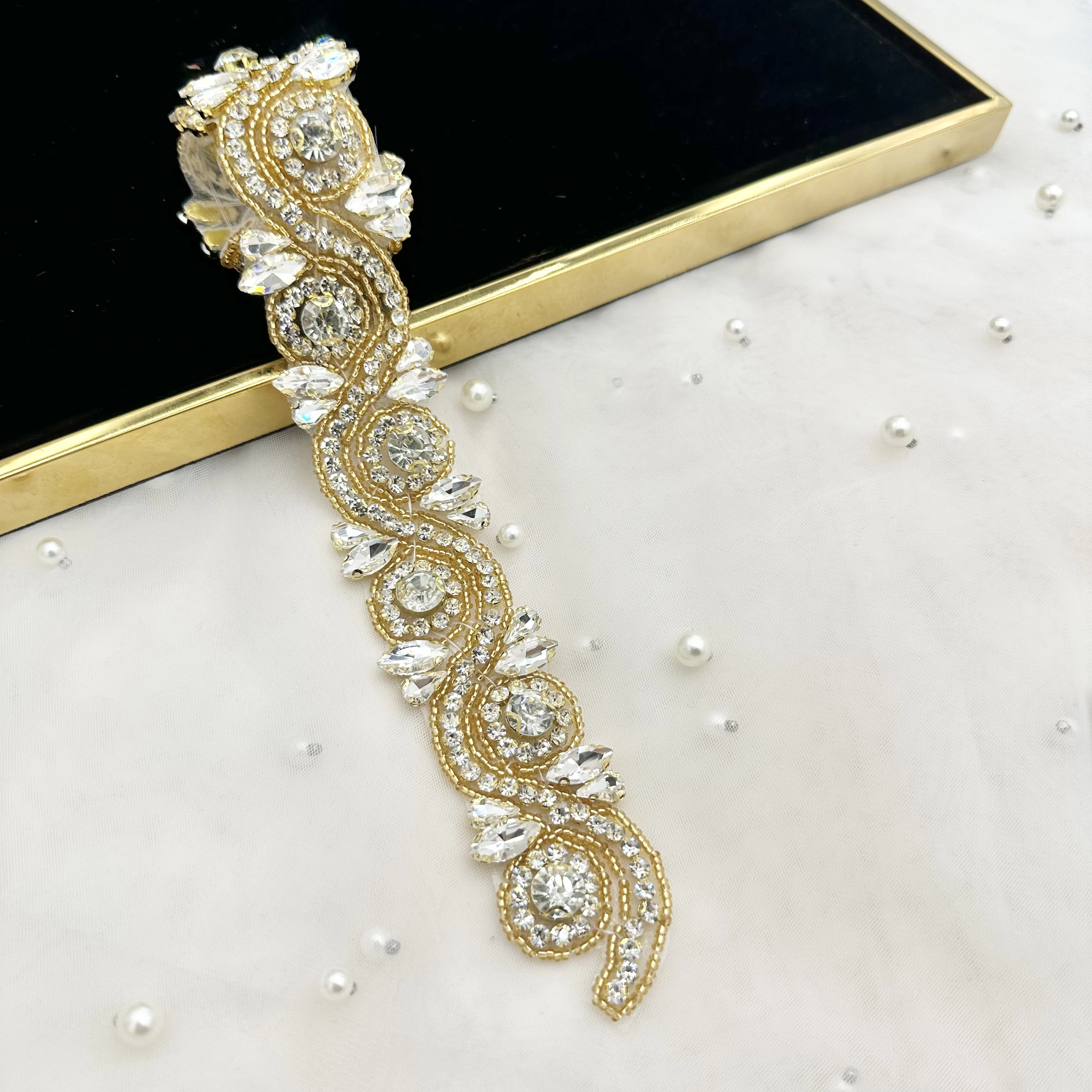 Pink Rose Leaf Shaped Glass Rhinestone Adhesive Patches Women's Wedding Headband Decorative Hair Accessory Bridal DIY Beading