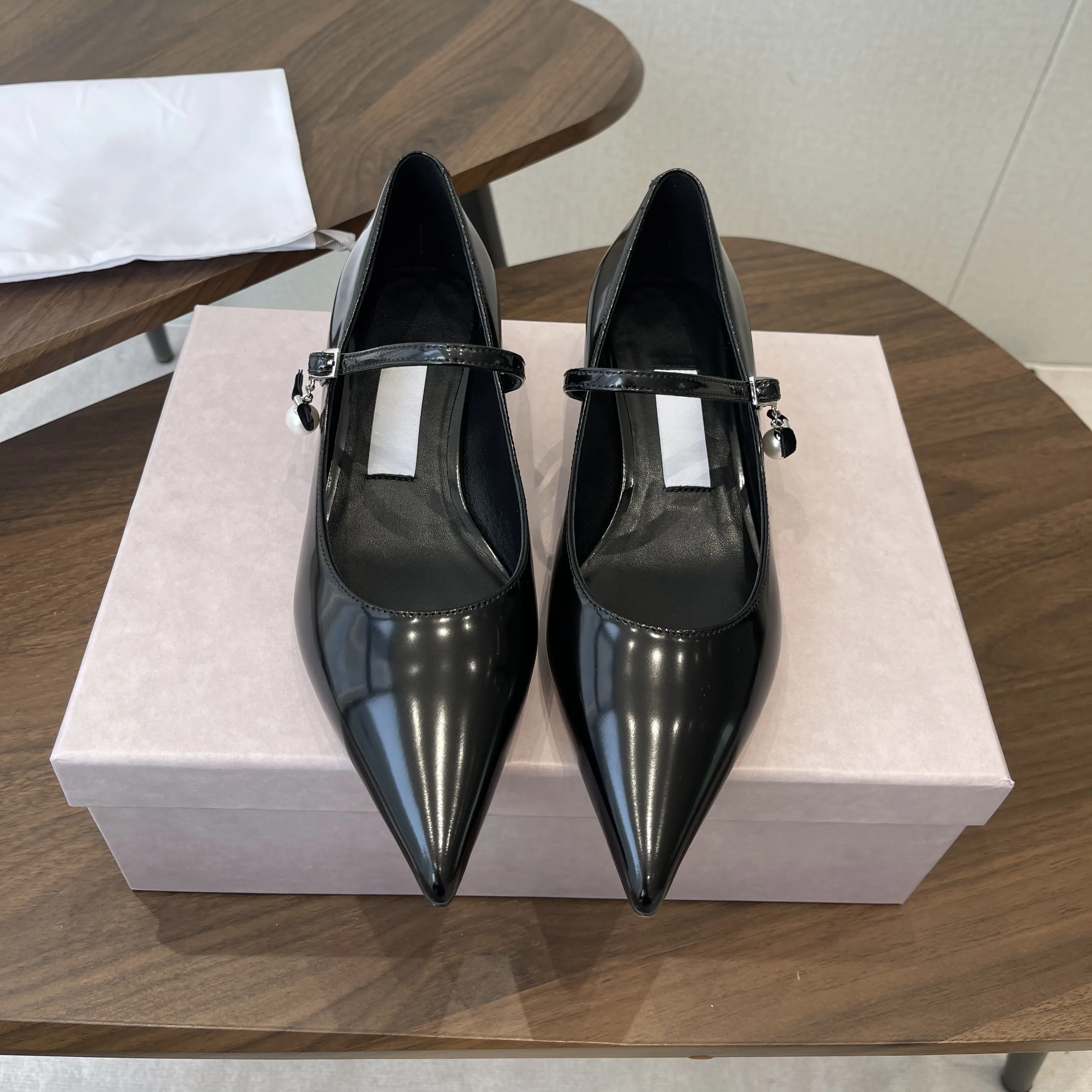 

женская обувь, матовый верх из воловьей кожи, подкладка из овчины, кожаная подошва, для повседневной носки, для свиданий, элегантная, в стиле ретро, стильная обувь, размеры 35-39