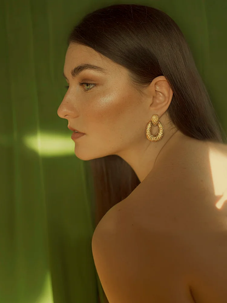 Boucles d'oreilles carrées torsadées géométriques couleur or pour femmes, Design Simple, bijoux