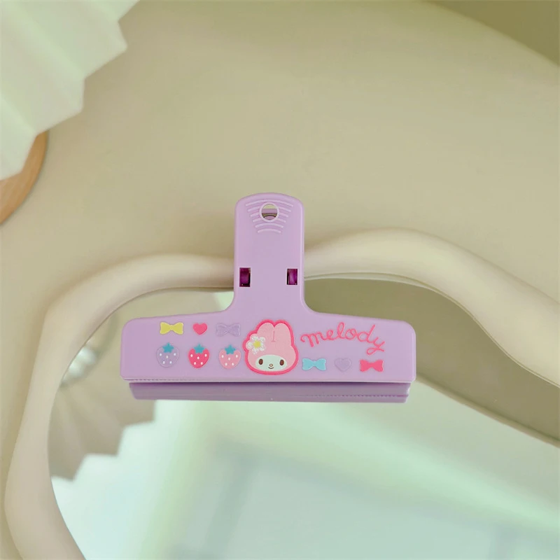 Sanrios Hellokittys Kuromi Magnetic Memo Clip for Paper Notes Book Clip Holder for Bills Stationery Supplies for Office School