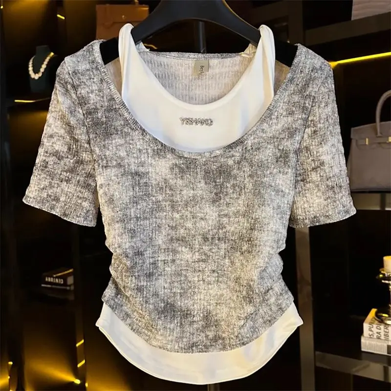 Camiseta plisada de dos piezas para mujer, Blusa de manga corta ajustada con cuello redondo y teñido anudado, moda francesa, novedad de verano 2024