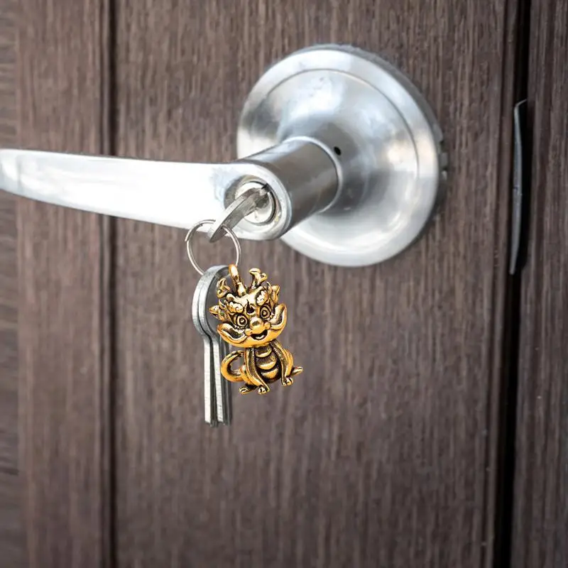귀여운 드래곤 인형 키체인, 중국 새해 장식, 금속 가방 펜던트, 매력 행잉 액세서리, 여성 남성용 드래곤 년 행운 선물