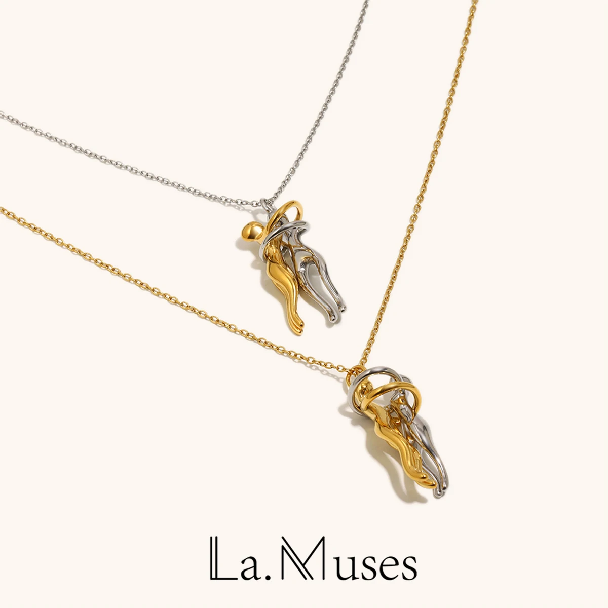 La. Muses Mixed Color Couple Hug Pendant Stainless Steel Women\'s Necklace Romantic Fashion Jewelry Commemorative Gifts