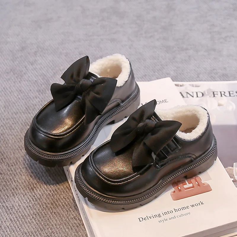 

2025 Children Leather Shoes for Girls Winter New Fashion Korean Style Soft Bottom Anti-slippery Versatile Princess Wedding Shoes