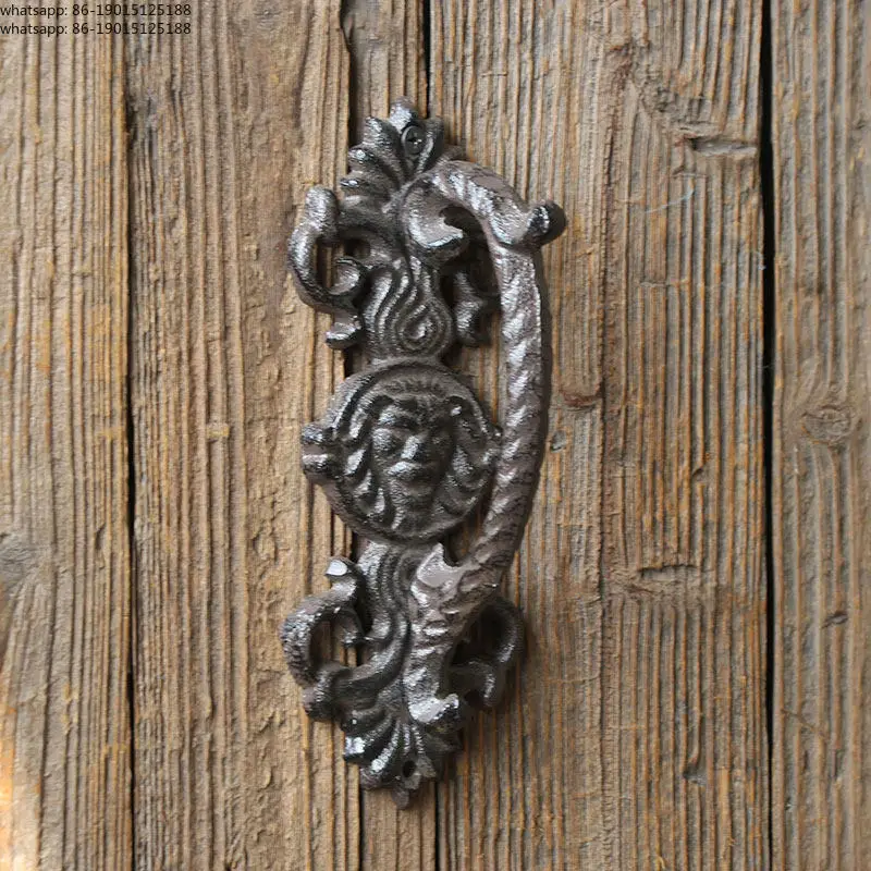 European retro old-fashioned outdoor courtyard garden wooden door cabinet door decoration forged iron handle lock buckle