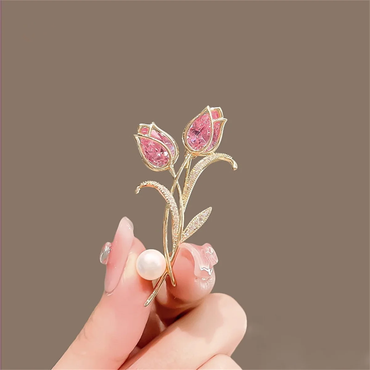 Rinhoo Luxury Pink Green Zircon Tulip Flower Brooch For Women Elegant Pearl Floral Lapel Pins Plant Button Badge Wedding Jewelry