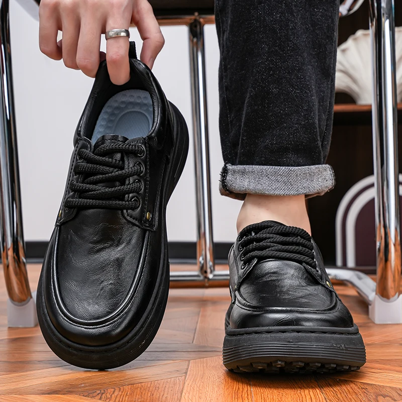 Classici Scarpe casual in pelle PU nera Scarpe da jogging da uomo Scarpe Oxford da uomo