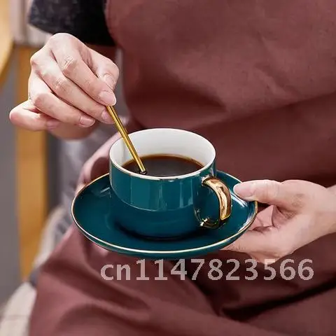 

Luxurious European Golden Top Grade Bone China Tea Coffee Cups Set Saucer Gold Rim Couples Birthday Gifts Friends Cup