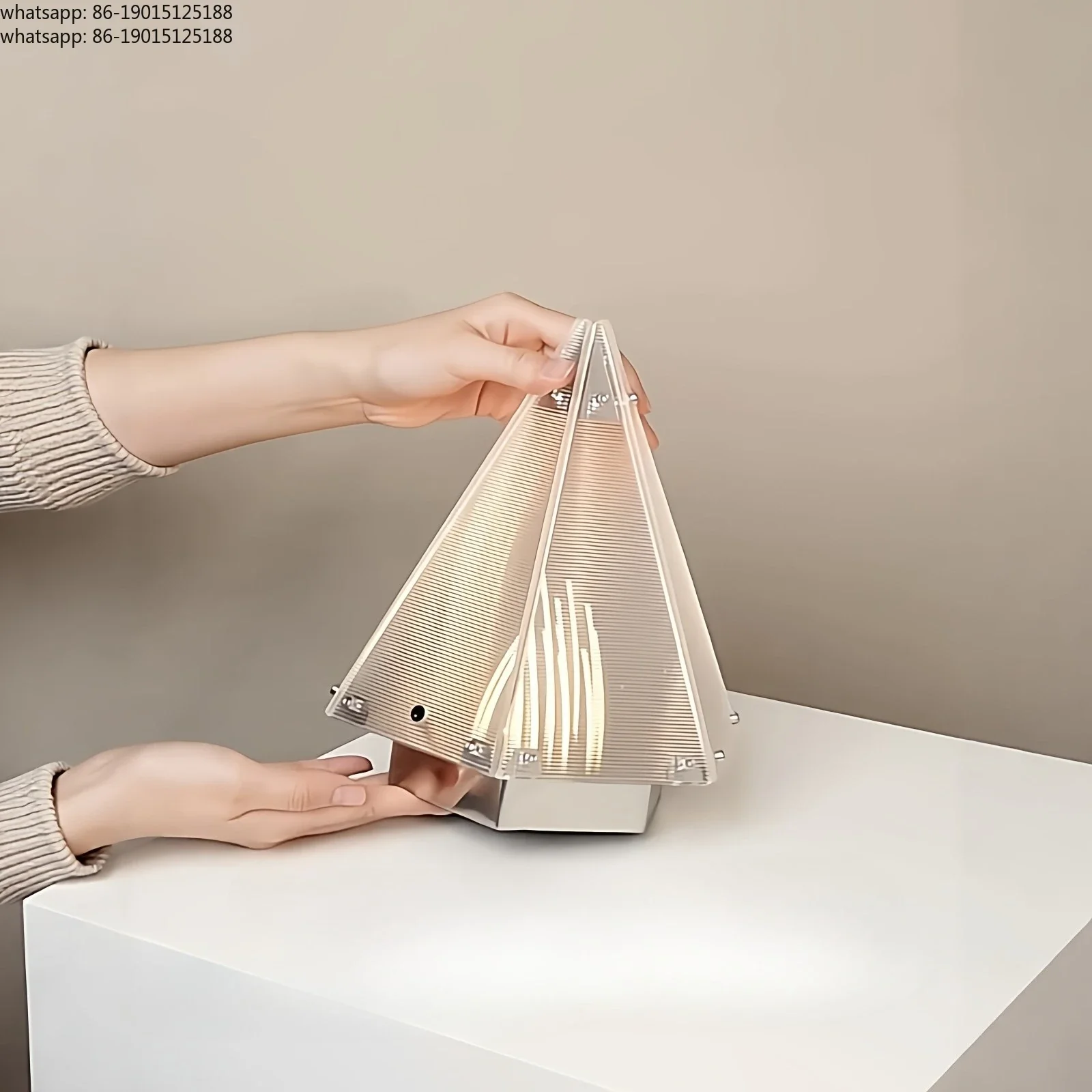 lampe-de-nuit-a-induction-lumiere-d'ambiance-de-luxe-pour-la-maison-decoration-de-salon-chambre-a-coucher-ornement-pyramidal