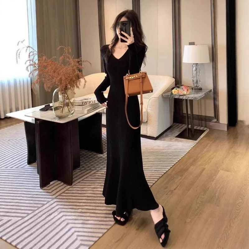 Vestido de malha feminino, outono e inverno, novo estilo suave, suéter de camada de base elegante, vestido bodycon