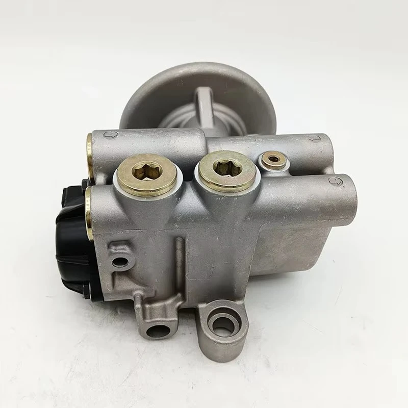 Hot selling：Construction Machinery Parts Fuel Pump Base 382-0664 390-4679 Oil Filter 3820664 3904679 for 312D 312D2 312D2GC 313D