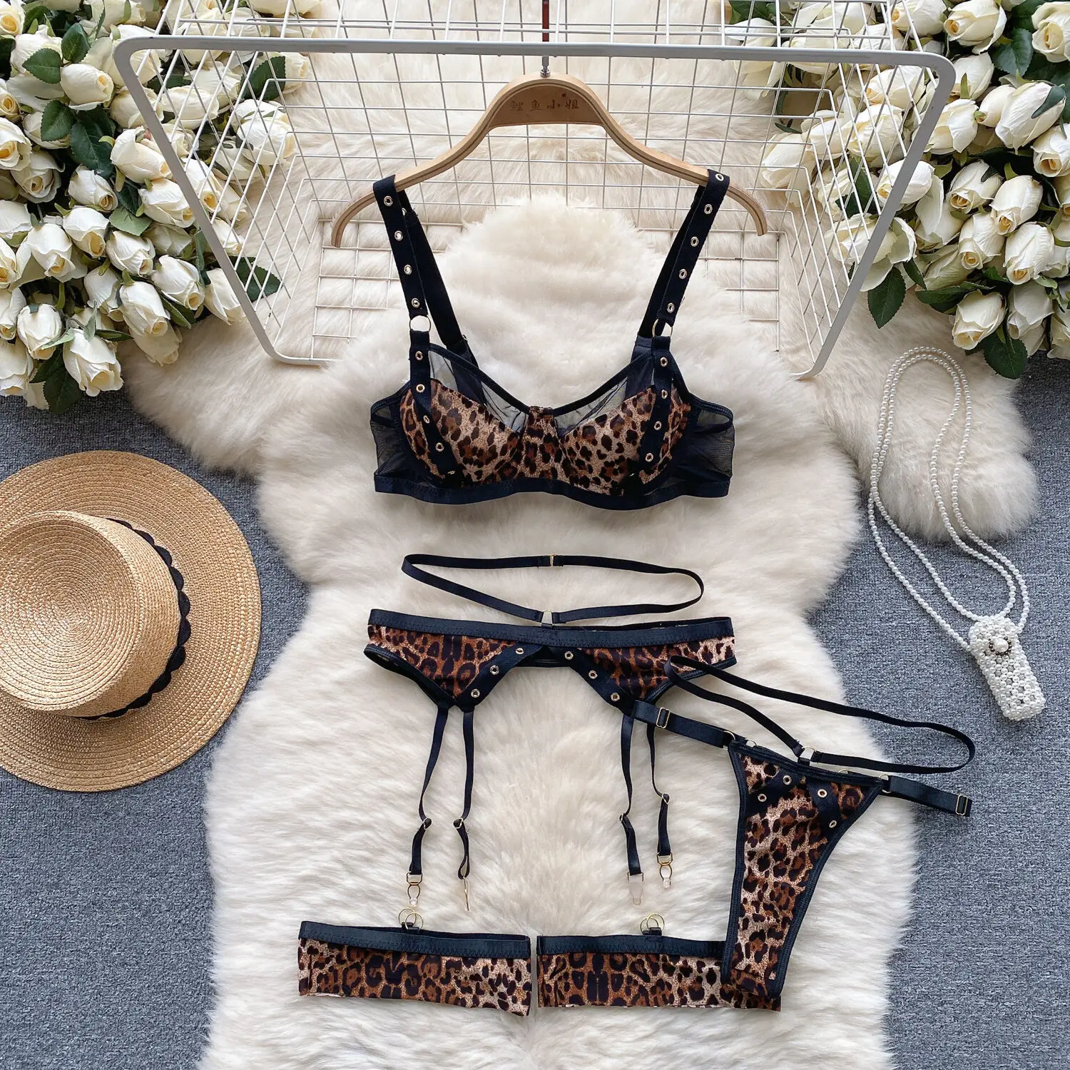 

Foamlina Leopard Print Lingerie Set for Women Sexy Perspective Mesh Patchwork Bra Push Up Garter Underwear 4 Pieces Clubwear Set