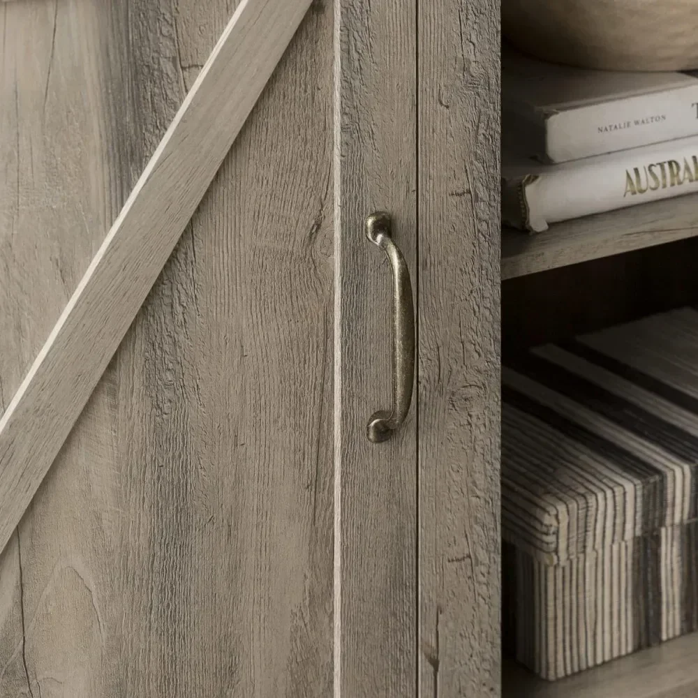 Suporte de TV moderno com porta dupla de celeiro para TVs de até 65 polegadas, 58 polegadas, cubículo de armazenamento aberto e 3 prateleiras ajustáveis, cinza