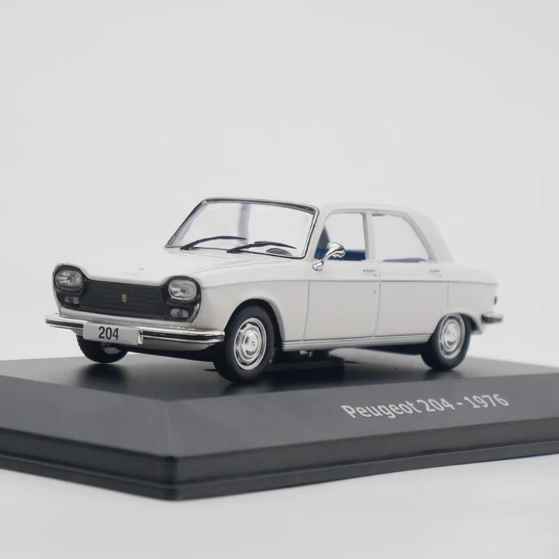 

Diecast IXO 1:43 Scale Peugeot's 204 1976 White Simulation Alloy Car Model Classics Adult Souvenir Gift Static Display