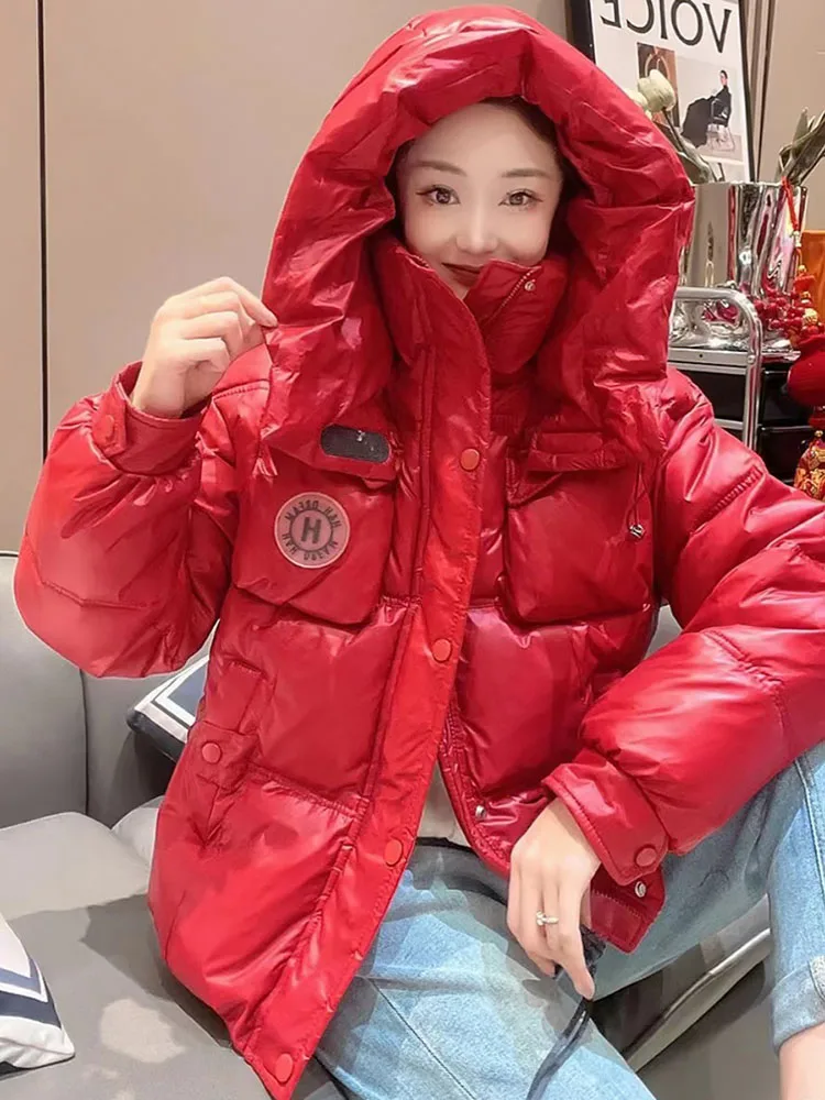 Frauen Mode Design Brief Kennzeichnung Candy Farbe Straße Brot Kurzen Mantel Winter Glänzende Warme Mit Kapuze Unten Baumwolle Jacke