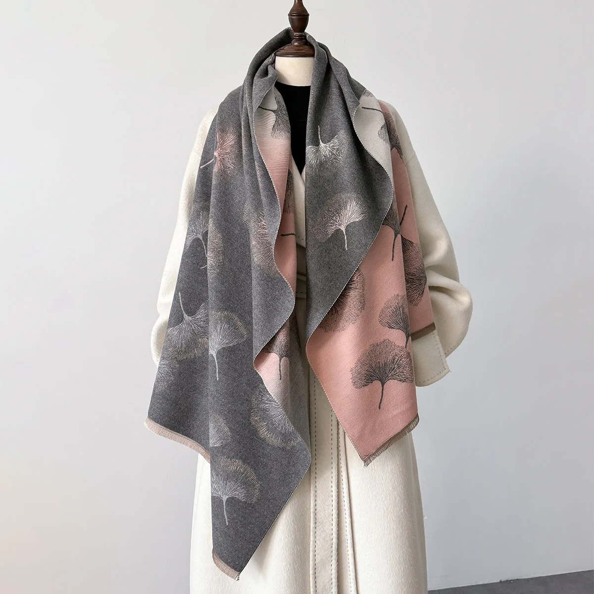 Sciarpe in cashmere con stampa foglia di ginkgo per donna Inverno Autunno Outdoor Caldo grandi involucri Scialli Lady Pashmina Sciarpe Nappe