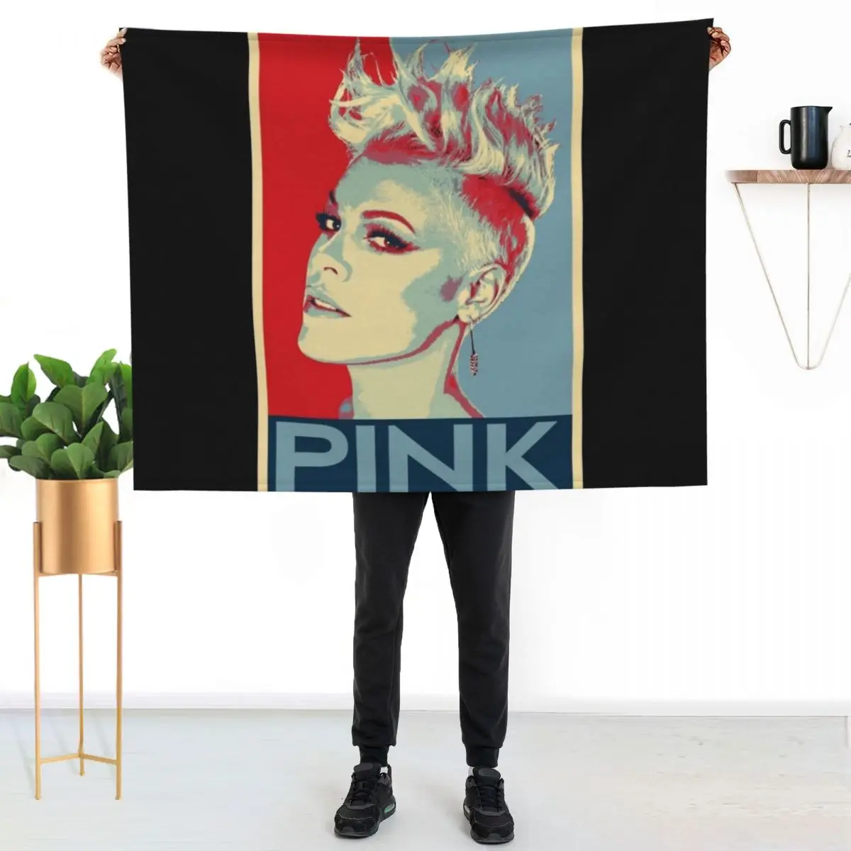 

Best Seller Pink Beautiful Trauma Merchandise Throw Blanket Elegant Warm Throw Blanket for Hotel Home