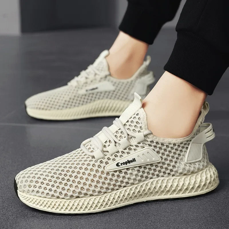 Summer New Men's Hollow Mesh Shoes, Breathable Fly-woven Sports Shoes, Youth Trend Lightweight Casual Mesh Shoes