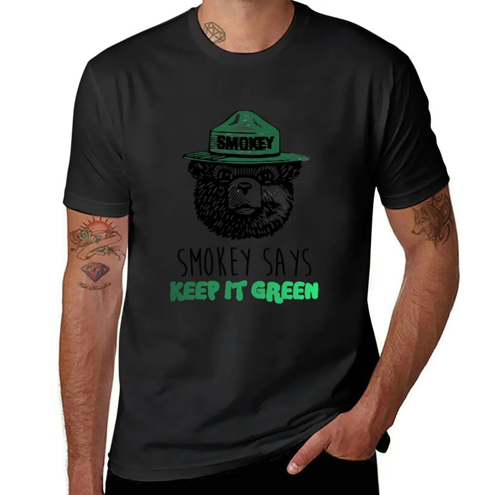 

Smokey Says Keep It Green Classic T-Shirt blacks sports fans summer tops quick-drying mens workout shirts