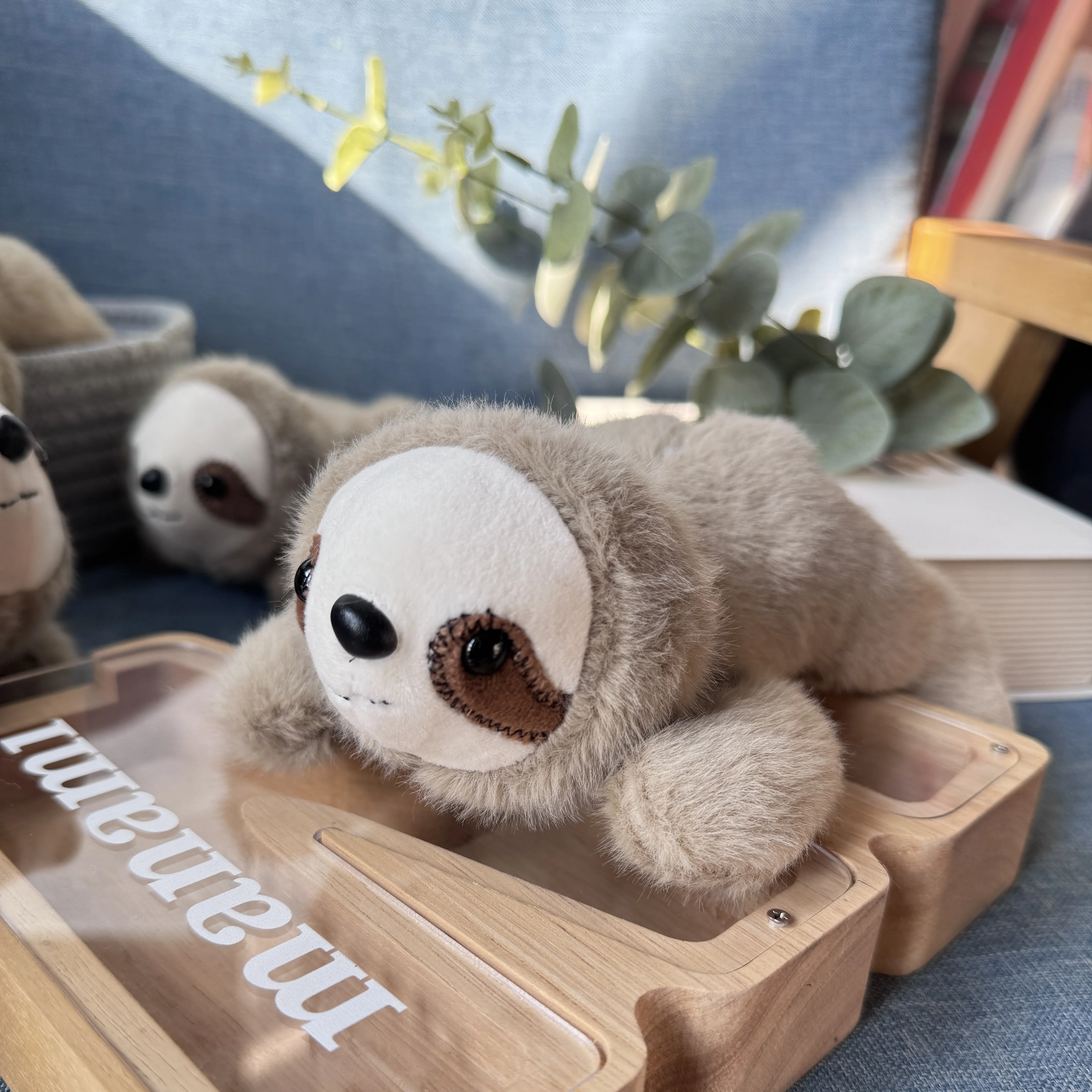 ตุ๊กตาสลอธจำลองขนาด 20 ซม. ตุ๊กตาสัตว์นุ่มนิ่ม ของตกแต่งบ้าน ของขวัญวันเกิด