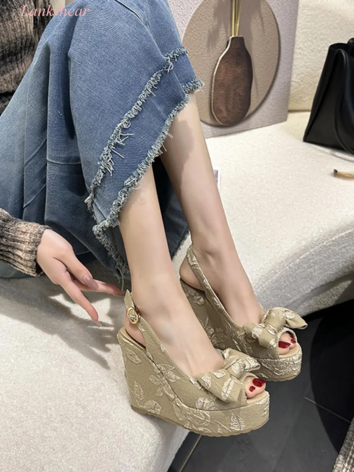 Embroidered Shoes Ethnic Style Sandals High-End Thick-Soled Wedge Heels Open-Toed Back Hollow Peep Toe Ankle Starp Sandals