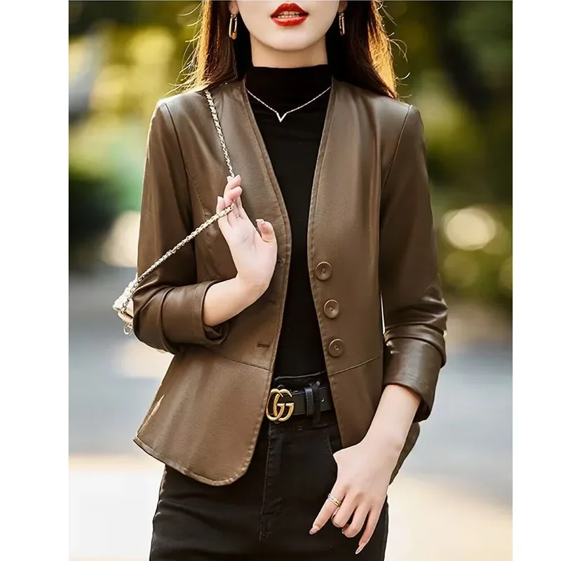 Chaqueta de cuero PULeather Pop para mujer, chaqueta de cuero corta con cuello en V, diseño de gama alta, temperamento ceñido en la cintura, primavera y otoño, 2025