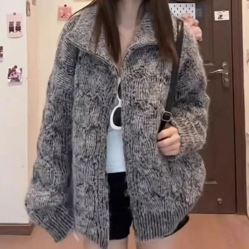 

Autumn And Winter New Sweater Coat Female Loose Temperament Fashion Joker Knit Cardigan