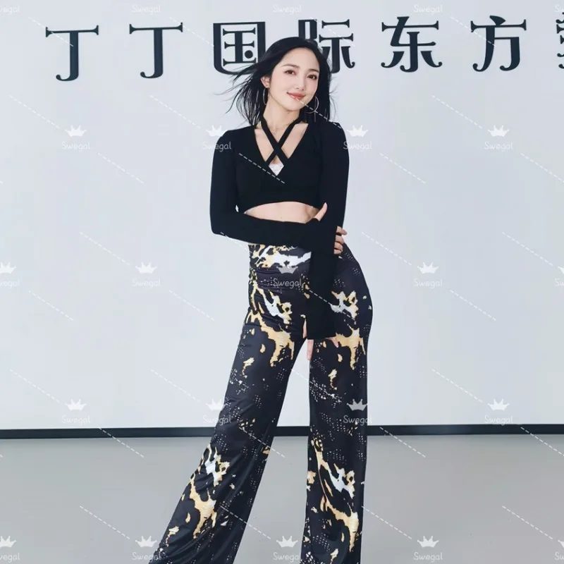 

Customized Swegal Belly Dance Costumes Practice Outfit Modal Halter Top with Irregular Leopard Print Straight Leg Pants