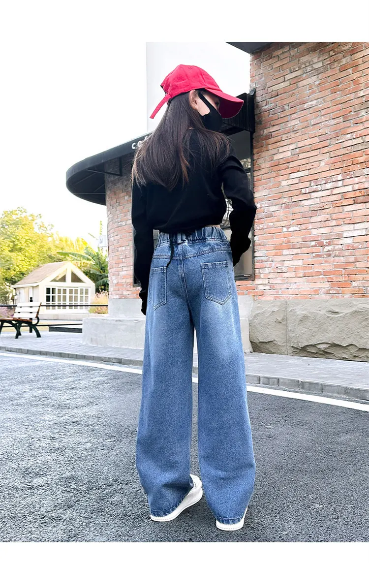 Heißer Verkauf: Blaue Jeans für Teenager-Mädchen mit Cartoon-Print, elastischem Mittelbund, lockerer Passform, Frühlingsmode, niedliche Kinderhose mit weitem Bein. – Detail 8