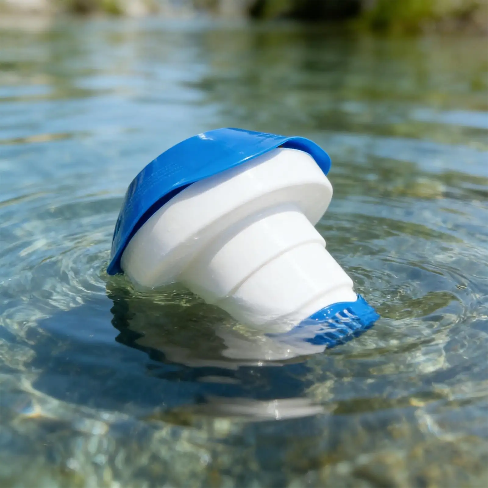 Chlorine Floater Floating Pool Tablet Dispenser for Hot Tub Spa Fountain Swimming Pool Water Cleaner Tablet Holder