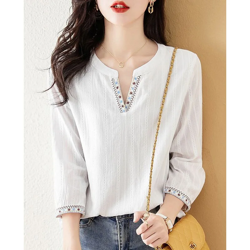 Fashion Ethnic Style Embroidered White Blouse Women New Classic 3/4 Sleeve V-neck Office All-match Lady Pullover Shirt 2023