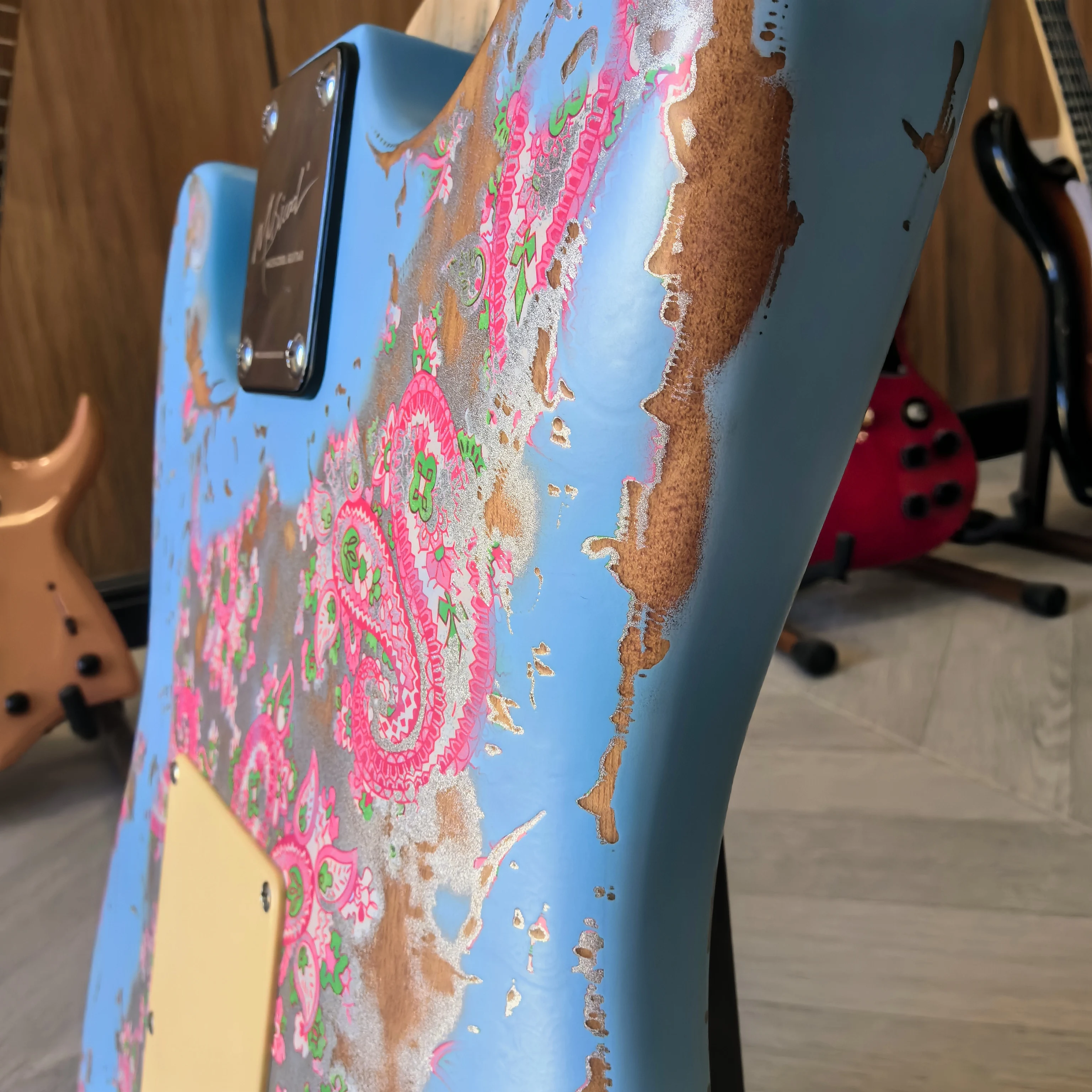 Vintage-Style Electric Guitar 6 Strings 22 Frets Matte Blue Pink Swirls Retro Tuning Pegs Perfect Match