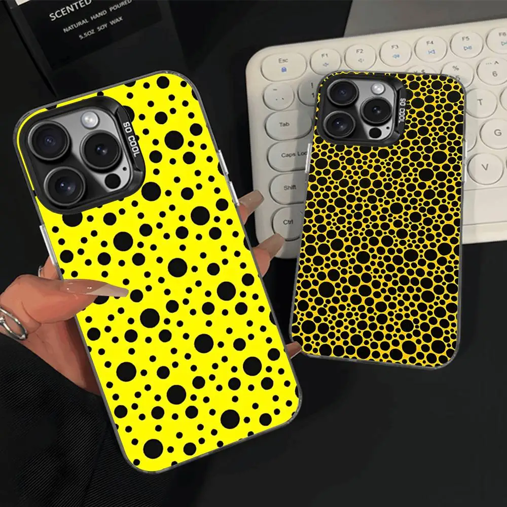 

Yellow And Black Polka Dots Phone Case For iPhone 16,15,14,13,12,11,Pro,Max,Plus,Mini,XS,SE Anti Fall Black Matte Hard Bumper
