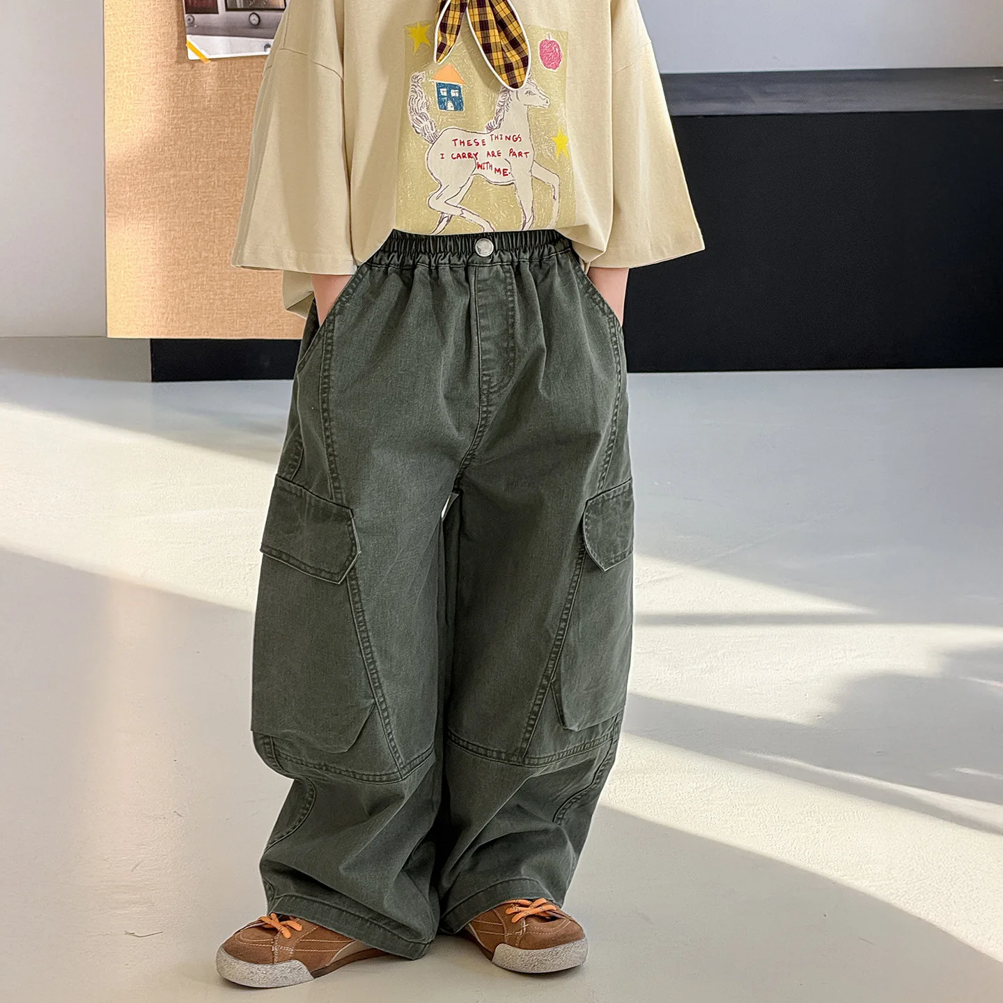 

Весенние детские брюки-карго из 100% хлопка для мальчиков и девочек 2-12 лет, свободные повседневные брюки в стиле ретро, корейская детская одежда 2026