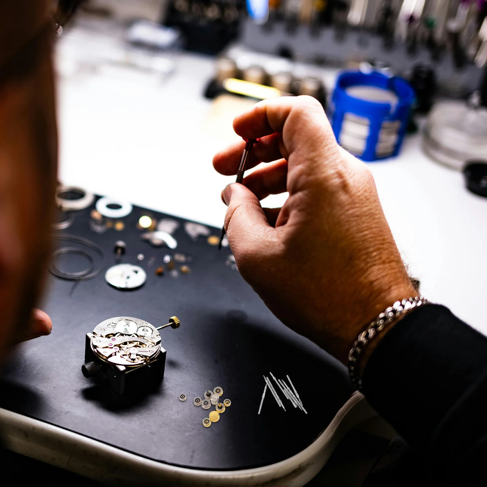 

Watch Crown Repair Kit Gold Silver Spring Bar Stem Replacement Precision Tool for DIY Watch Crown Replacement Portable Storage