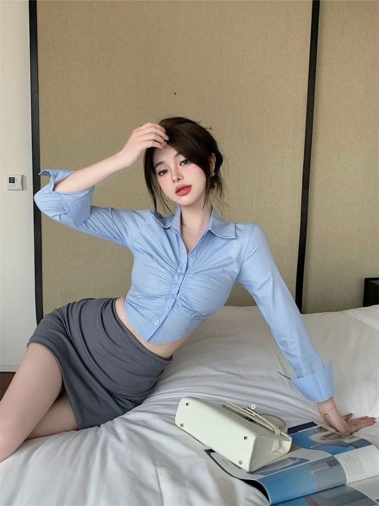 

2026 Spring Fashion Women’s Blue Long Sleeve Shirt Trendy Short Style Slim Fit Soft Feminine Look Elegant Casual Blouse