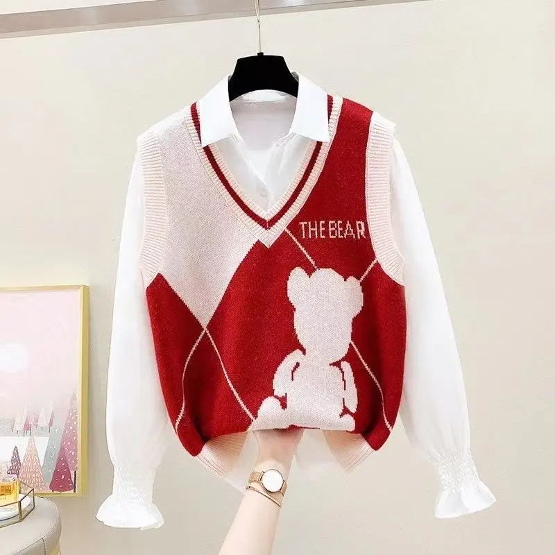 Little Bear Vest Sweater Spring 2023 New Little Fresh Cute Age Reducing V-Neck Wearing Sleeveless Knitted Sweater Outside